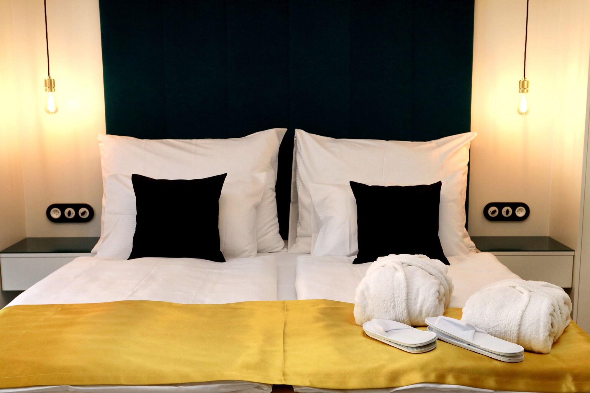 Art Deco Wolker By Astoria Hotel & Medical Spa Karlovy Vary Extérieur photo